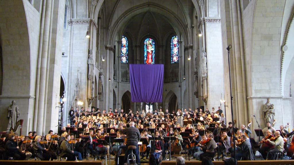 Crowds – Concert Audiences