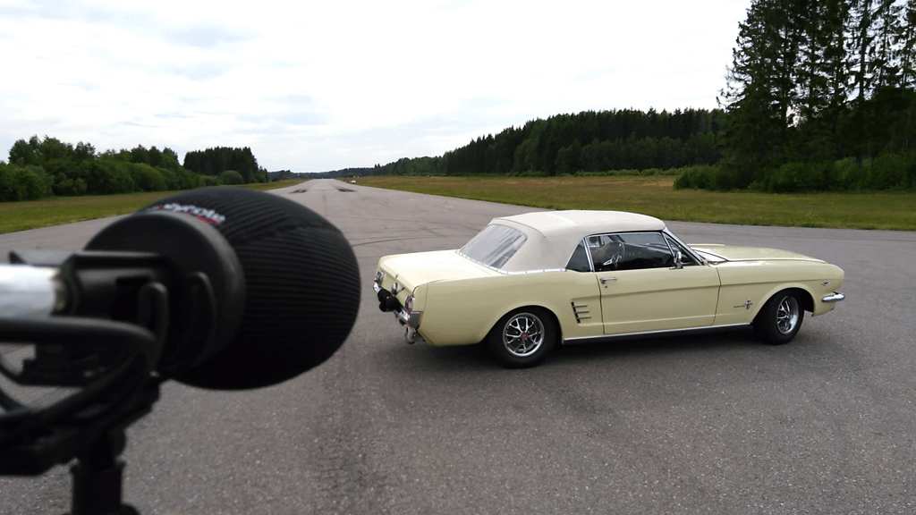 Cars – V8