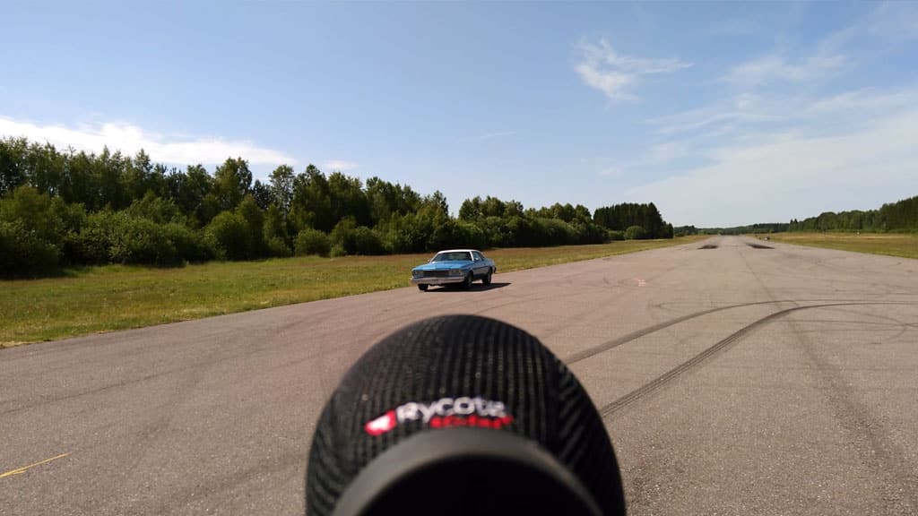 Cars – V8