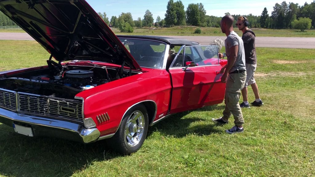 Cars – V8